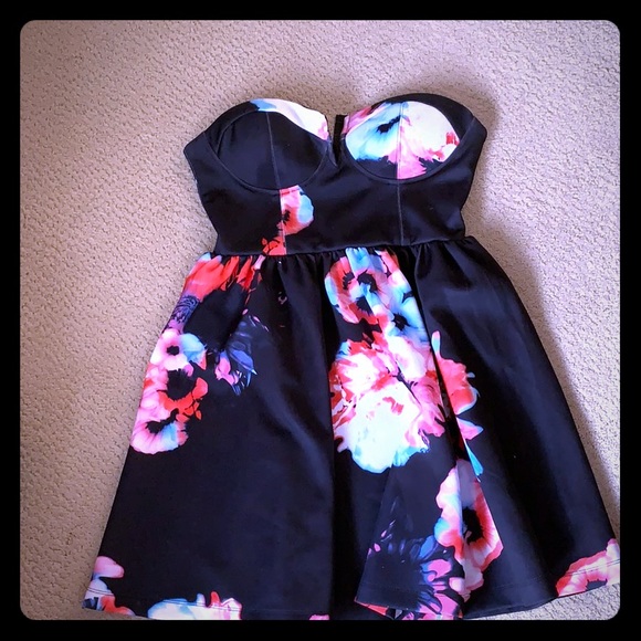 Material Girl Dresses & Skirts - MATERIAL GIRL Dress NEW with tags